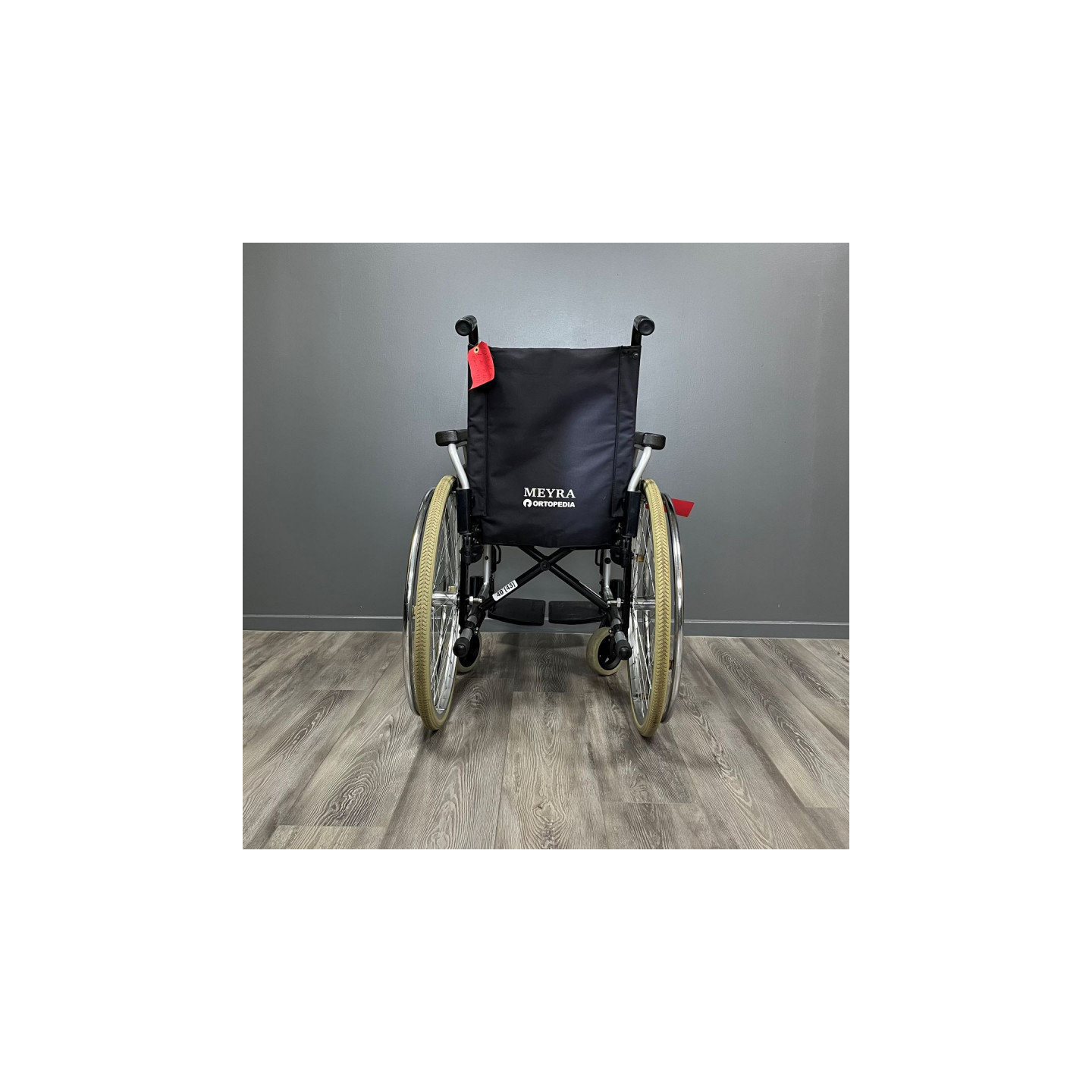 Fauteuil roulant MEYRA gris L.40 P.42