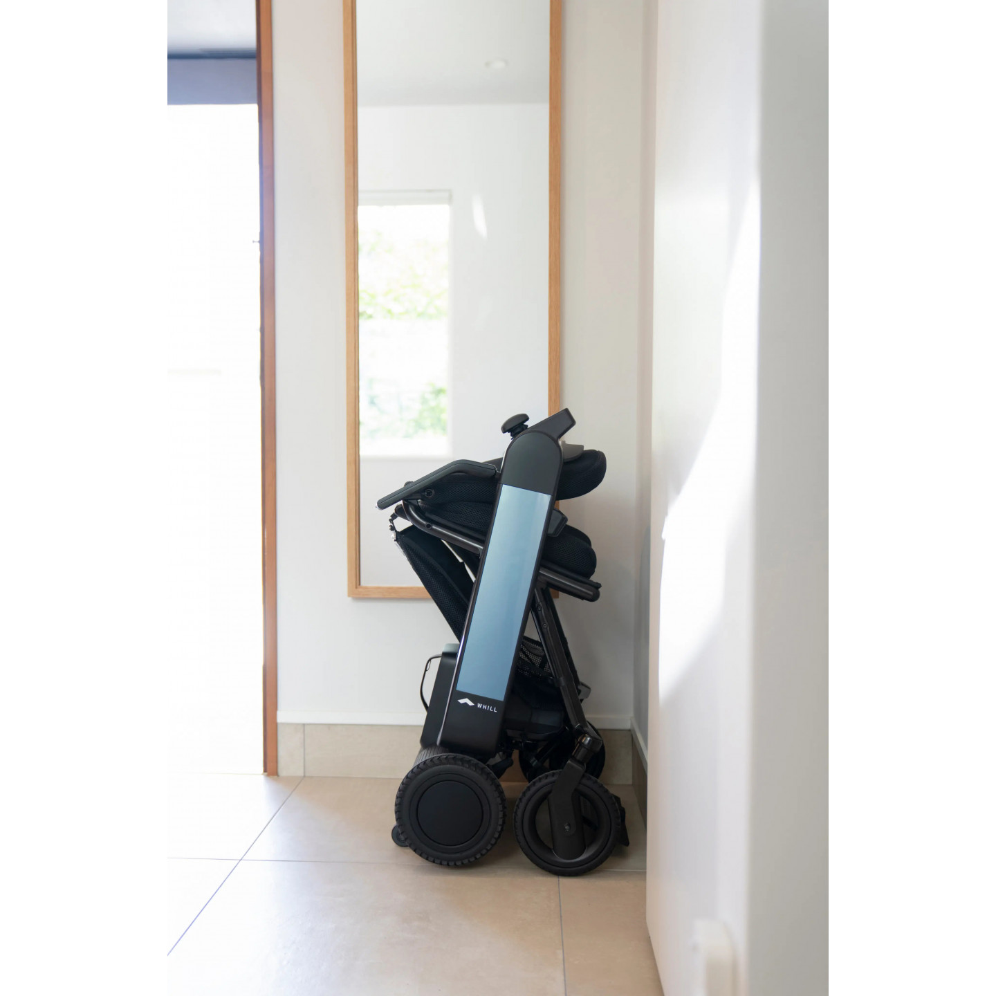 Fauteuil roulant électrique WHIL model F