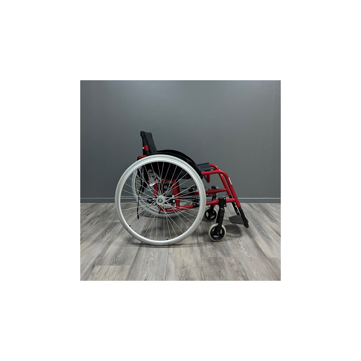 Fauteuil roulant actif DUPONT MEDICAL rouge L.42 P.40
